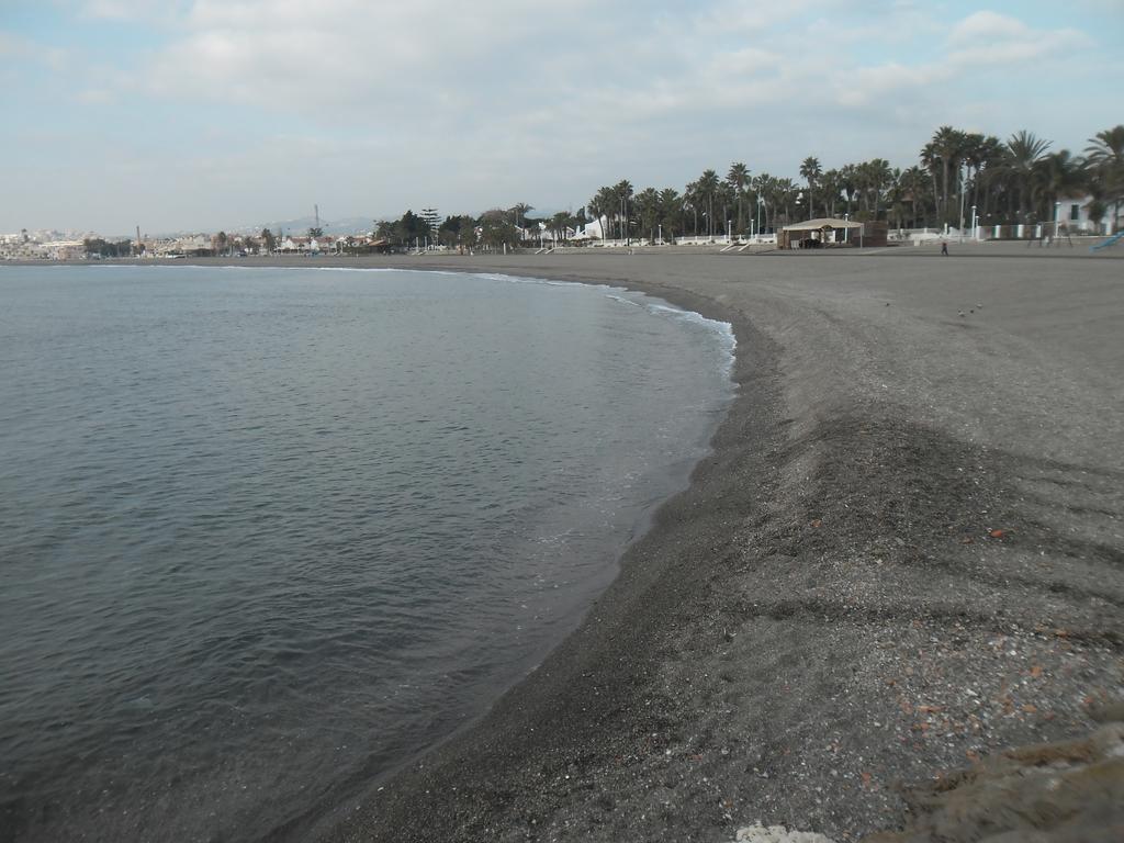 Estudio * Caleta De Velez